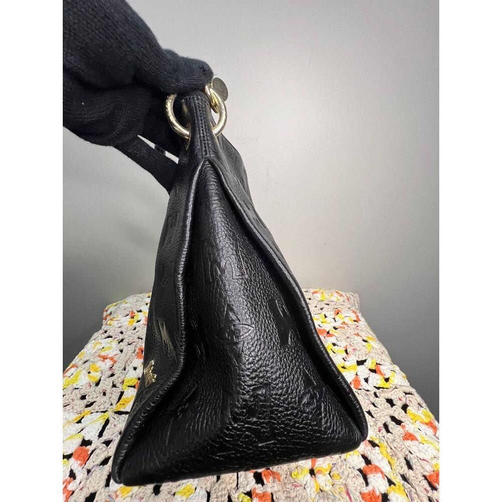 Metrocity Black Embossed Pebbled Leather Shoulder Bag Tassel Italy - Picture 8 of 13